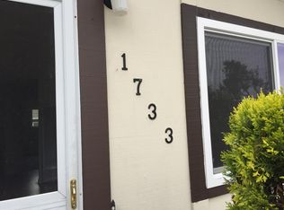 1733 Luxton St, Seaside, CA 93955