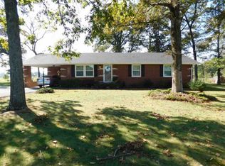 2929 State Route 121 S, Murray, KY 42071