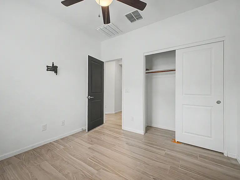 12431 W State Ave — Photo 34