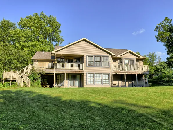 11678 E Grand River Ave, Portland, MI 48875