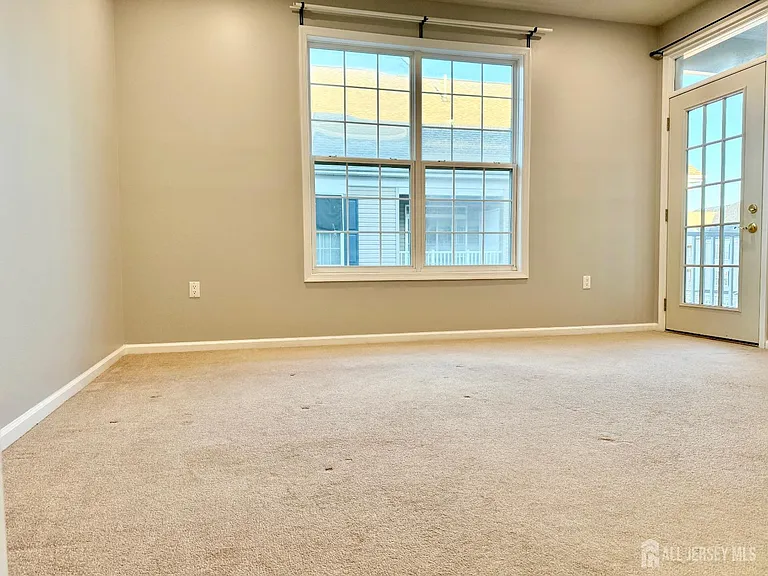 2336 Edward Stec Blvd — Photo 9