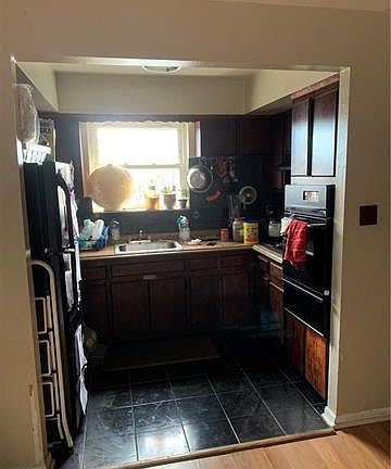 2nd image of 3601 Palmer Ave