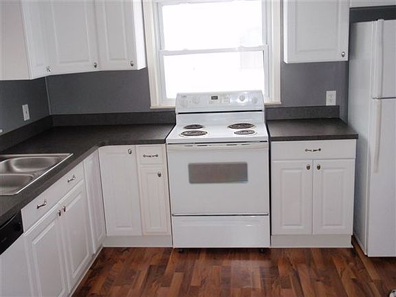 2nd image of G3437 Camden Ave