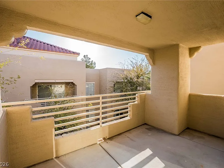 1908 Villa Palms Ct #202 — Photo 29