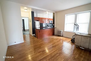 Rented by Sterea Agency