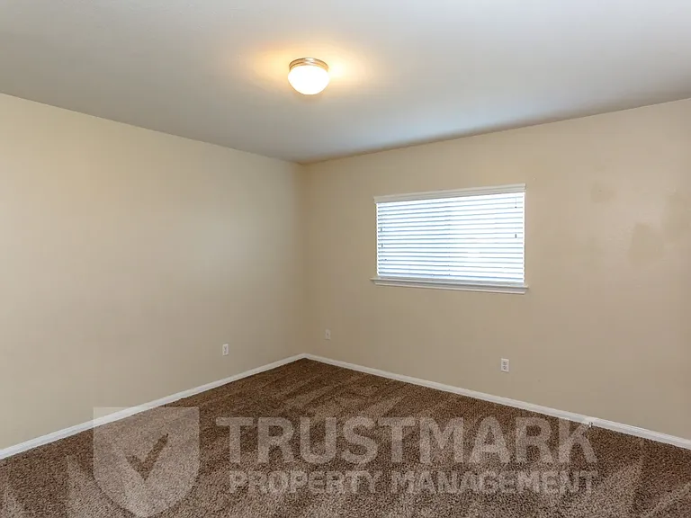 212 Crowfoot Dr #CROWFOOT212 — Photo 21