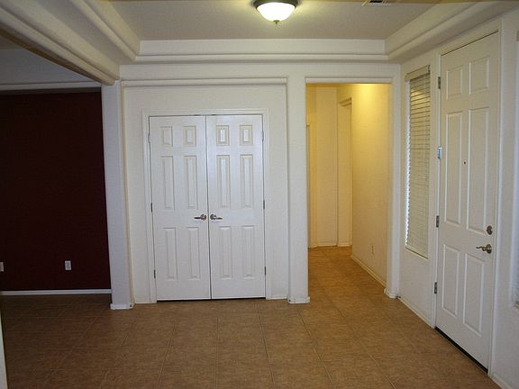 4th image of 20209 S 198th St