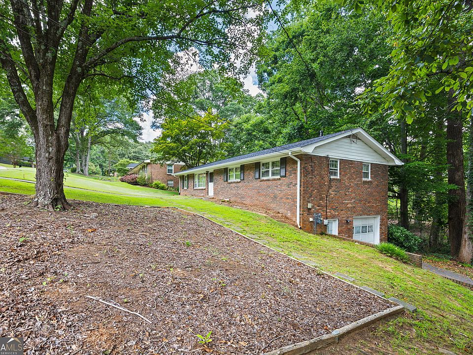1st image of 4108 Honeysuckle Dr SE