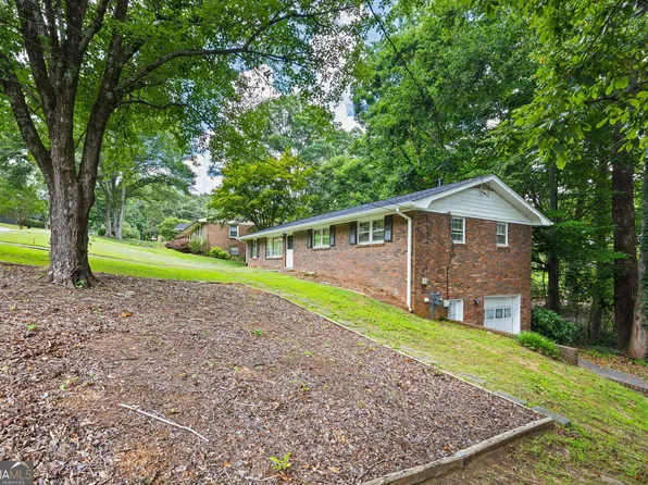 4108 Honeysuckle Dr SE, Smyrna, GA 30082