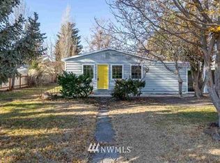 617 N 58th Ave, West Richland, WA 99353