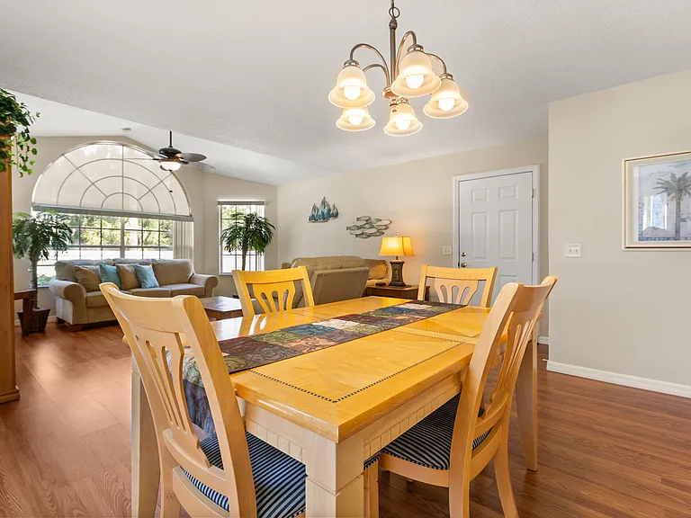 8707 Knightsbridge Ct #B — Photo 14