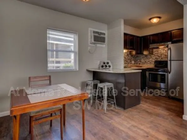 920 S Campbell R7 Regal, Springfield, MO