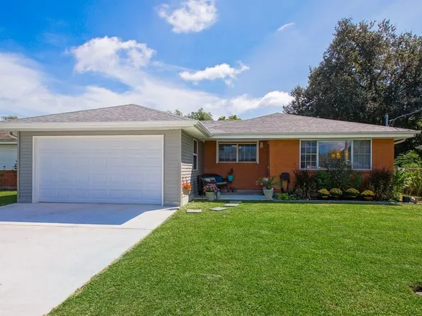 120 Ravey St, Belle Chasse, LA 70037