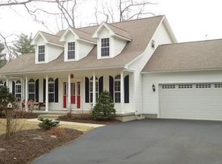 726 Park Hill Rd, Northampton, MA 01062