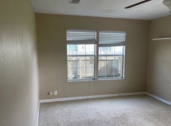 5th image of 204 Hinken St