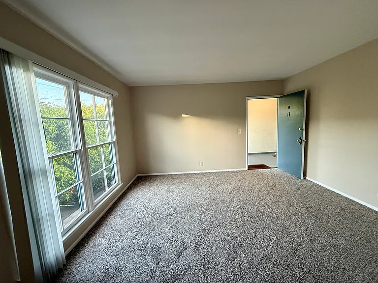 11162 Massachusetts Ave #14 — Photo 2