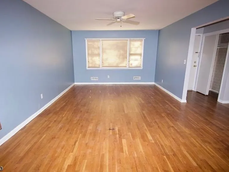 1425 Boynton Ave — Photo 4