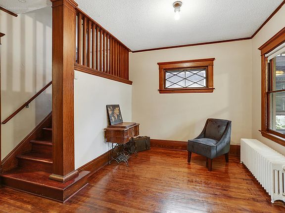 4th image of 3350 Aldrich Ave S