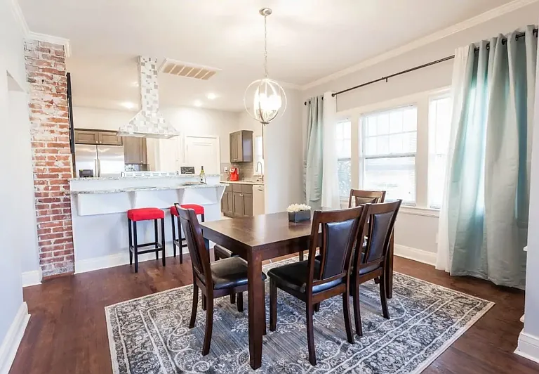 1506 S Florence Pl — Photo 9