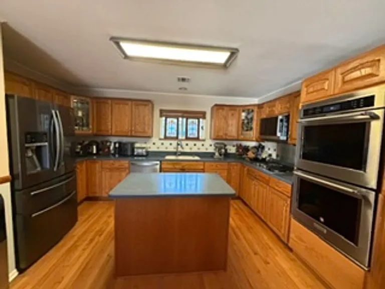 4242 Briggs Ave — Photo 4