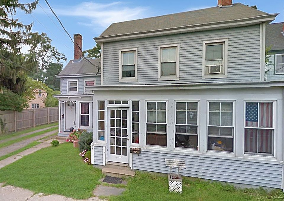 1st image of 537 Main St