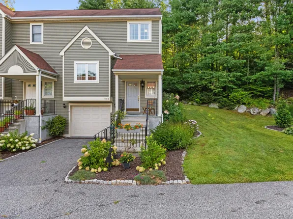 903 Kensington Way, Mount Kisco, NY 10549