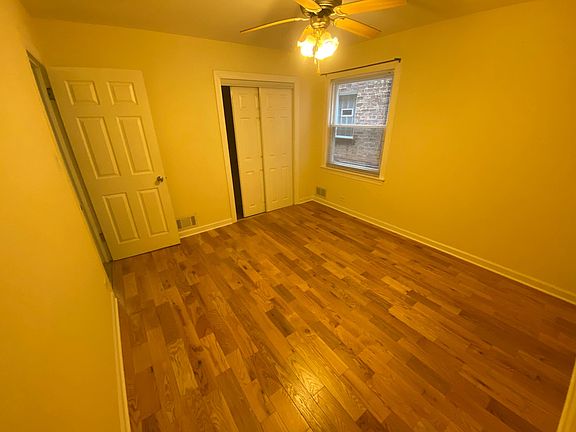 4th image of 2821 W Farragut Ave APT 1E