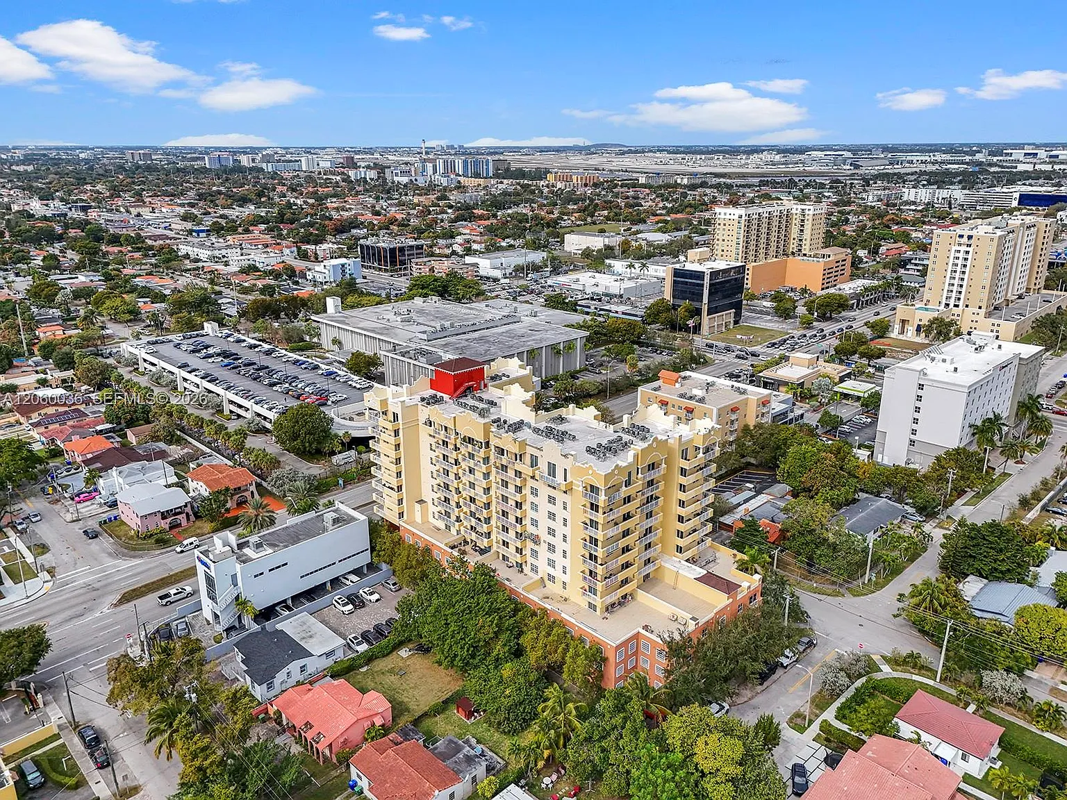 Lejeune Plaza Condo — Photo 4