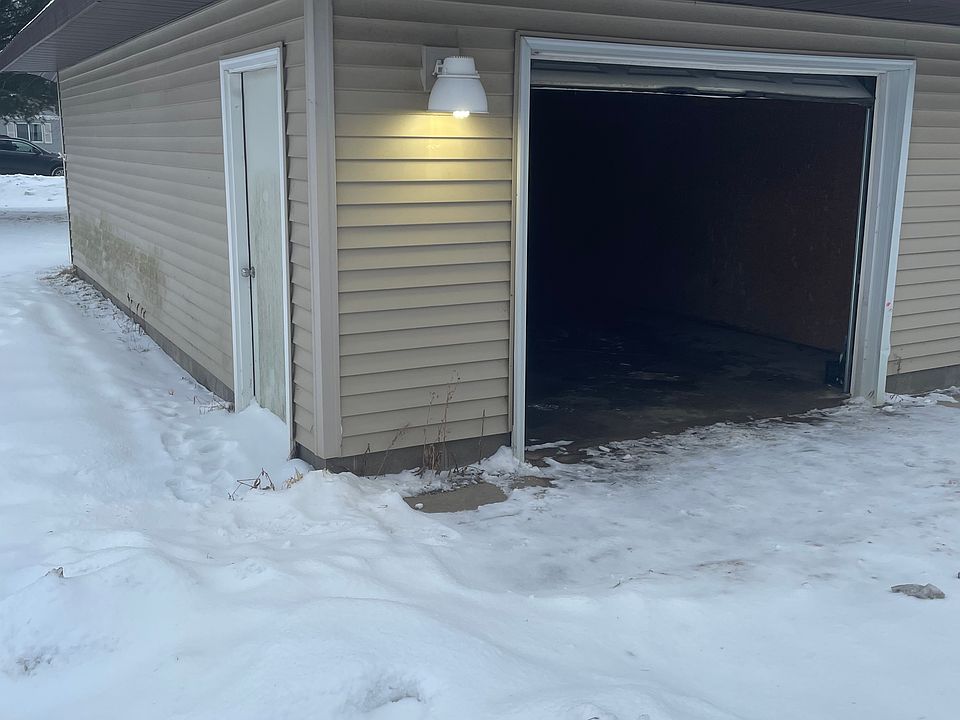 1st image of 818 N 29th Ave #818
