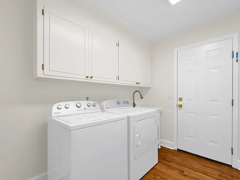 601 Regent Rd — Photo 27