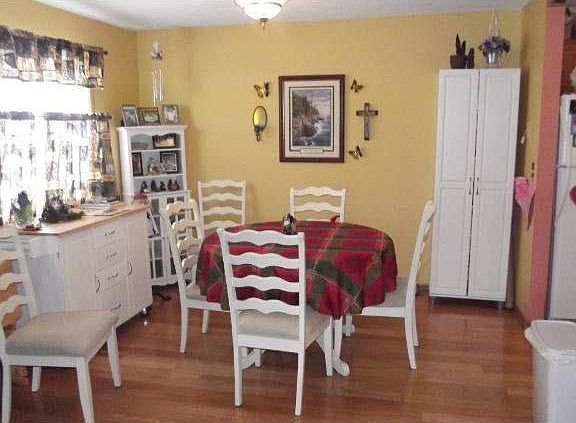 2nd image of 3175 Village Trail