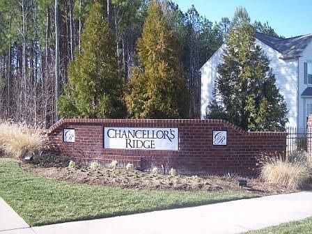 Entrance to Chancellors Ridge