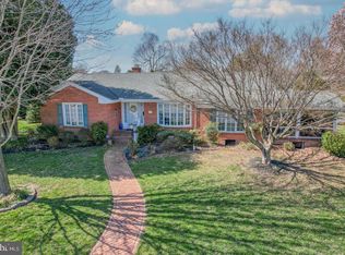 154 Lake Dr, Smyrna, DE 19977