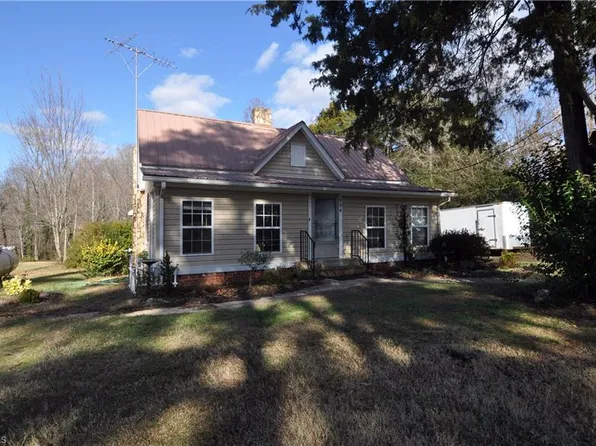 234 Harper St, Star, NC 27356