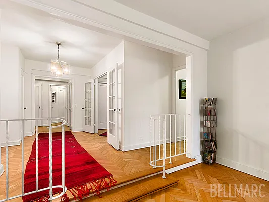 Sold by Bellmarc Realty | media 32