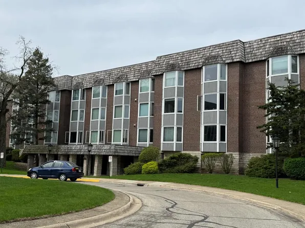 2600 Windsor Mall APT 3H, Park Ridge, IL 60068