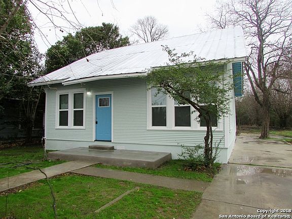 2nd image of 1022 E Pine St