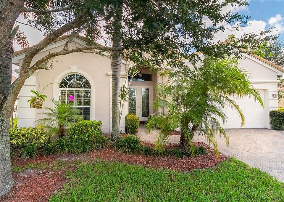 1st image of 1521 SE Legacy Cove Cir