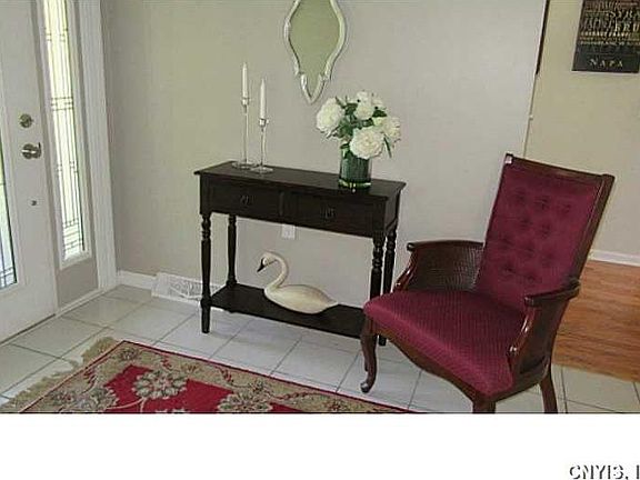 5th image of 120 Sun Harbor Dr