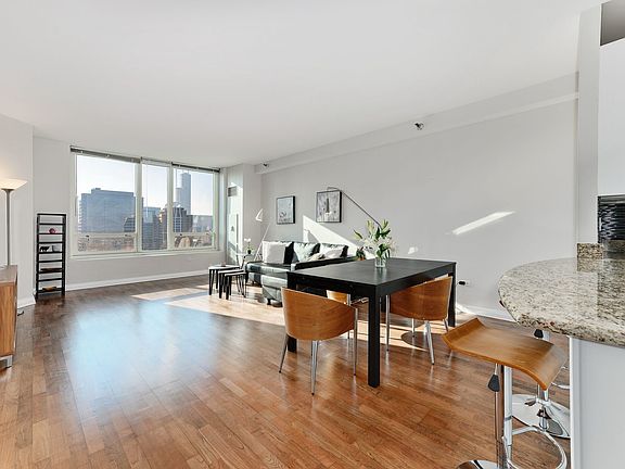 2nd image of 33 W Ontario St APT 49D