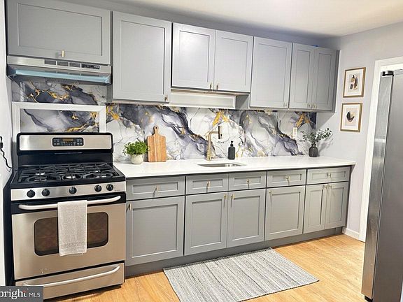 3rd image of 164 Kinsley Rd