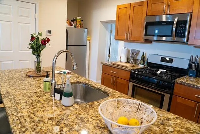 310 Bridge St #1 — Photo 5