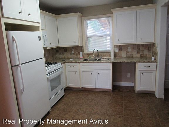 5th image of 313 E Pearce St