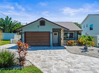 1165 Falcon Dr, Dunedin, FL 34698