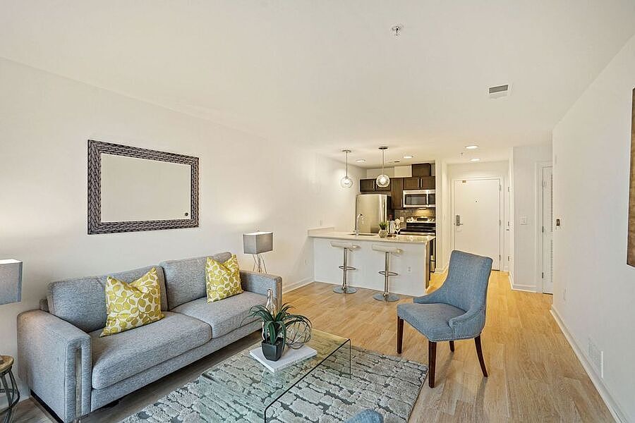 1st image of 1115 H St NE #303