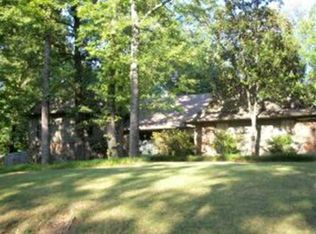 2500 Cedarwood Dr, Germantown, TN 38138