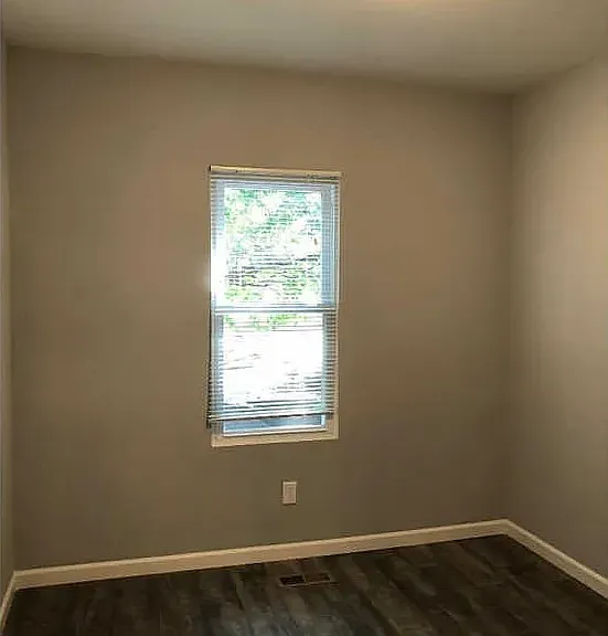 5360 Morris St — Photo 5