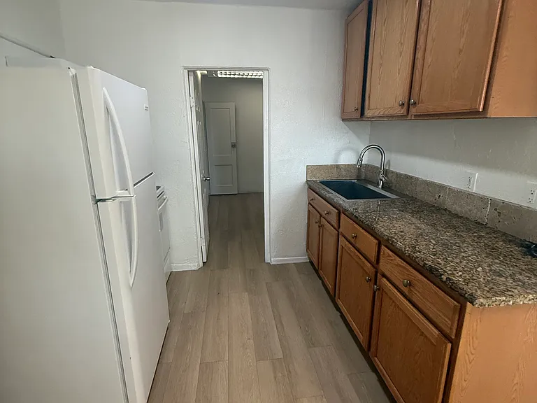 2609 S 7th Ave #2609 — Photo 2