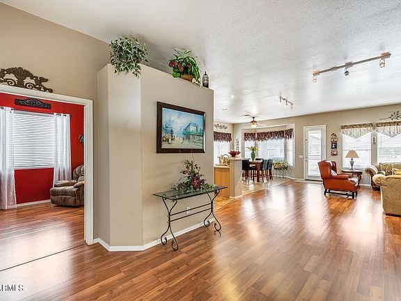 5th image of 10931 W Escuda Dr