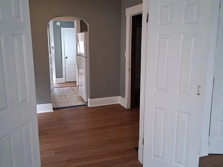 2297 1/2 Indianola Ave #2 — Photo 7